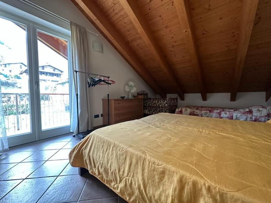 Casa Nella Villa Pianello Del Lario ภายนอก รูปภาพ